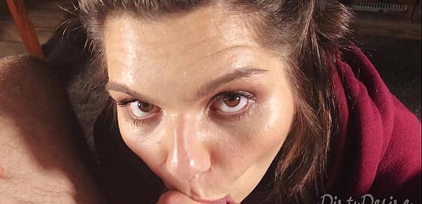  Spontaneous Blowjob - She Swallows Cum As She Looks Straight In The Camera